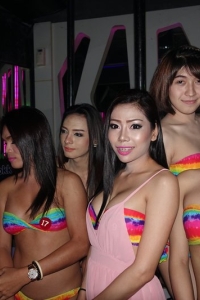 Nana Plaza Ladyboys Bangkok | Ladyboy Portal