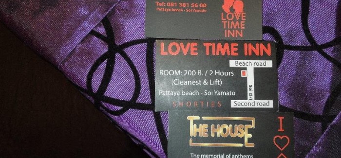 The-House-Ladyboy-Bar-Pattaya-6