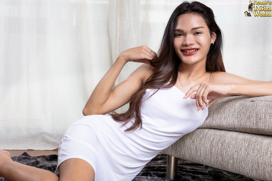 LADYBOY RINA