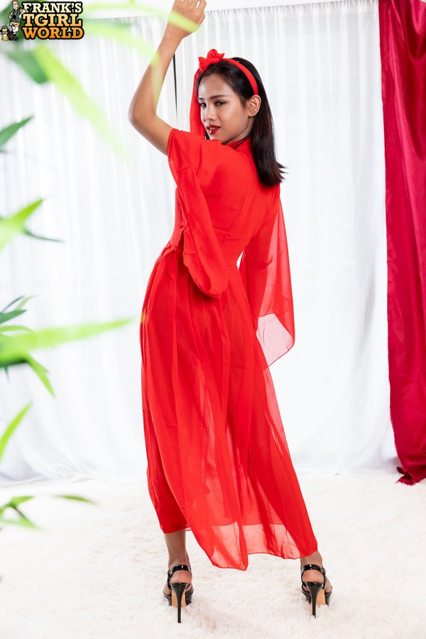 Ladyboy Maria