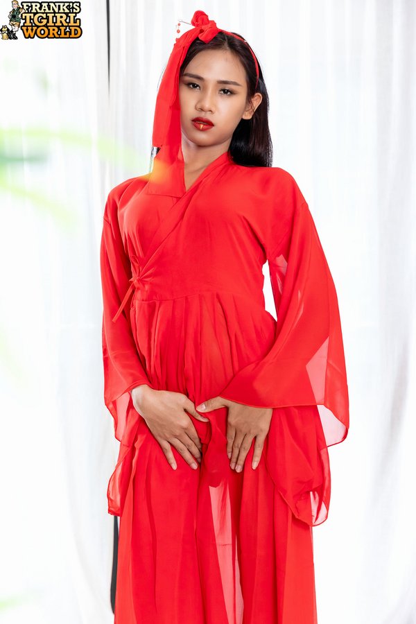 Ladyboy Maria